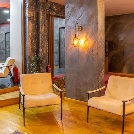 Отель The Rest Port Nd Downtown 3*