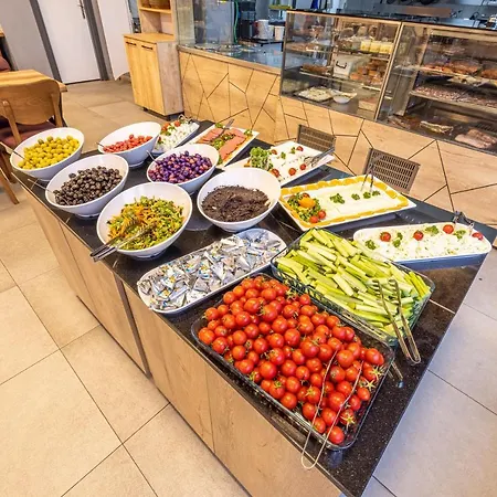 Отель The Rest Port Nd Downtown Эдирне