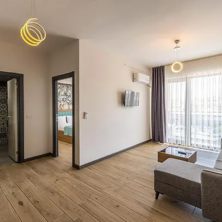 The Rest Port Nd Downtown