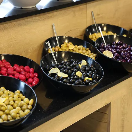 The Rest Port Nd Downtown