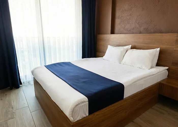 Hotel The Rest Port Nd Downtown