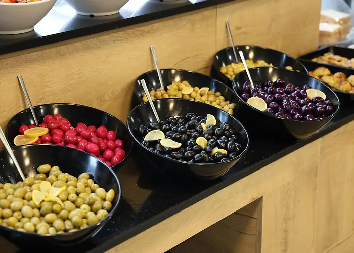 The Rest Port Nd Downtown